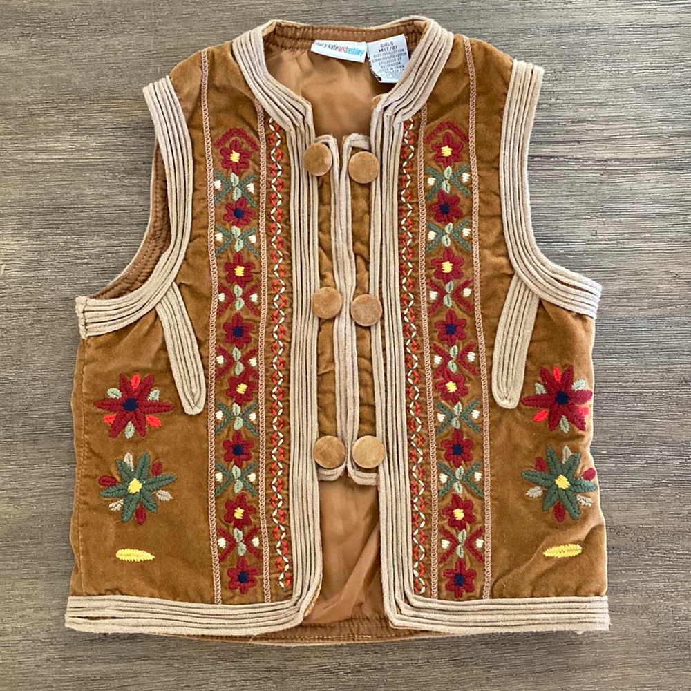 Mary-Kate & Ashley boho velvet embroidered vest